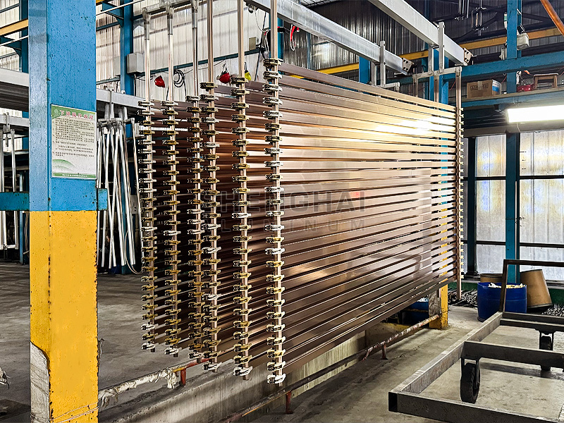 Anodized aluminum window profile